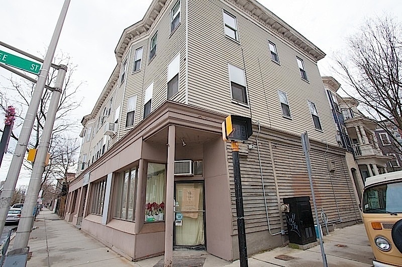 More Photos Of 370 Broadway, Cambridge Storefront Retail Residential For Sale