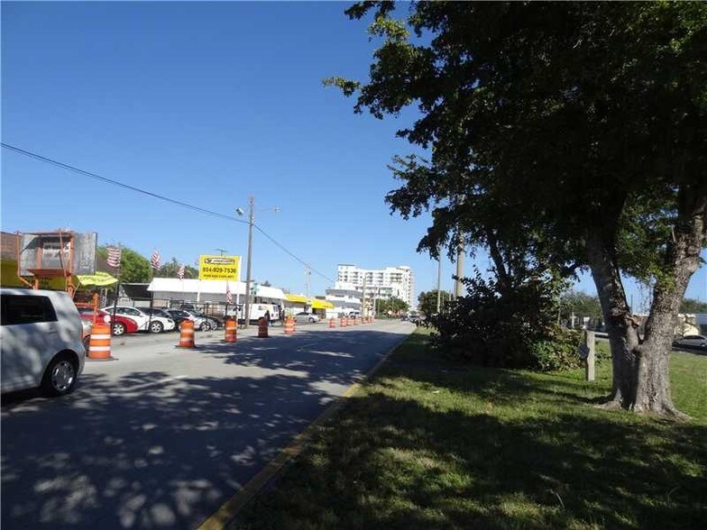 More Photos Of 540 S Dixie Hwy, Hollywood General Retail For Sale