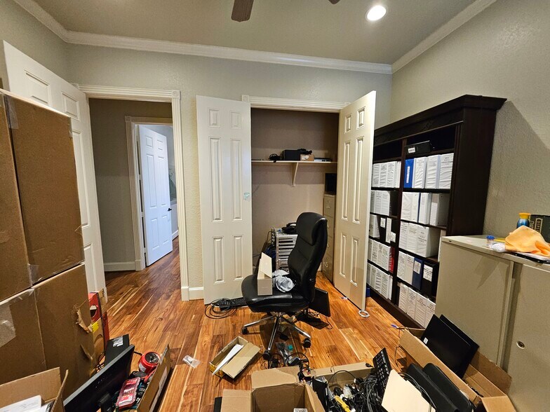 More Photos Of 1804 Snake River Rd, Katy Medical For Lease