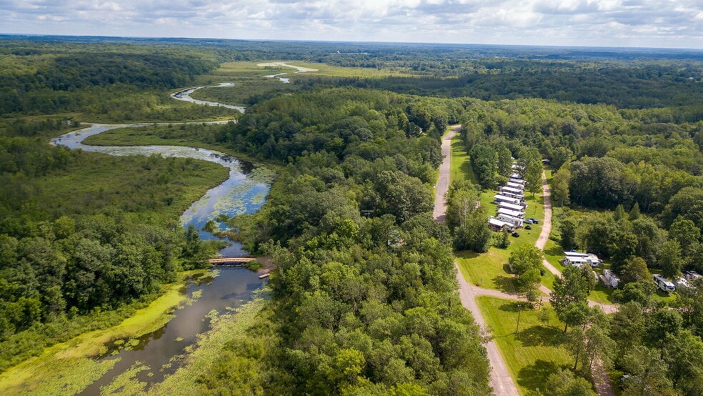 More Photos Of N1107 Roses Resort Rd, Weyerhaeuser Trailer Camper Park For Sale