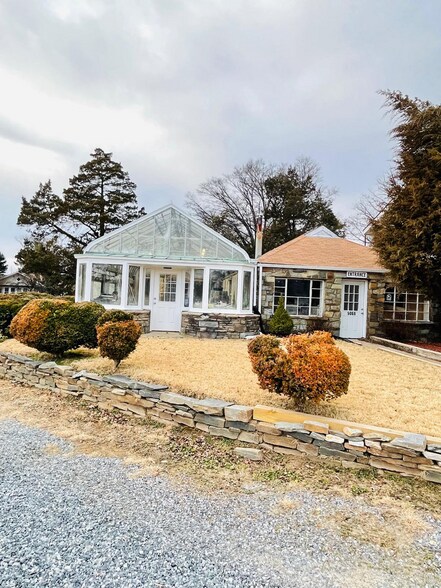 More Photos Of 9066 Baltimore Ave, College Park Storefront Retail Residential For Lease