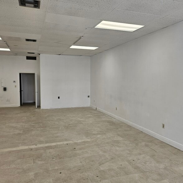 More Photos Of 3100-3150 N Federal Hwy, Lighthouse Point Unknown For Lease