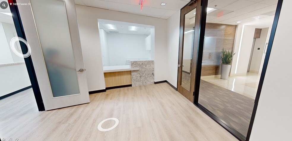 More Photos Of 7400 Fannin St, Houston Medical For Lease