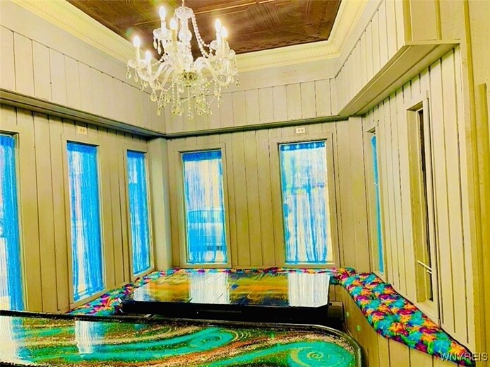 More Photos Of 1701 Pine Ave, Niagara Falls Restaurant For Sale