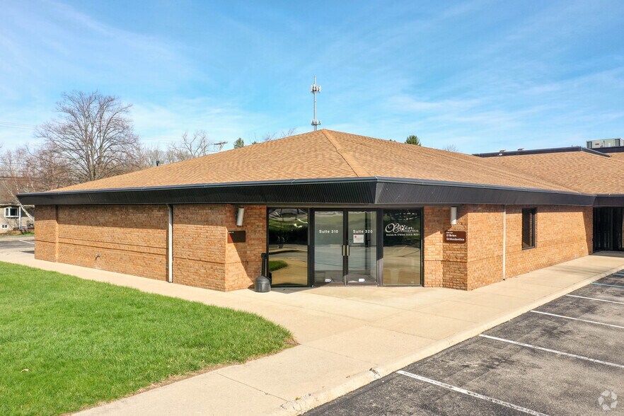 More Photos Of 1911 Old Fairfield Rd, Beavercreek Medical For Lease
