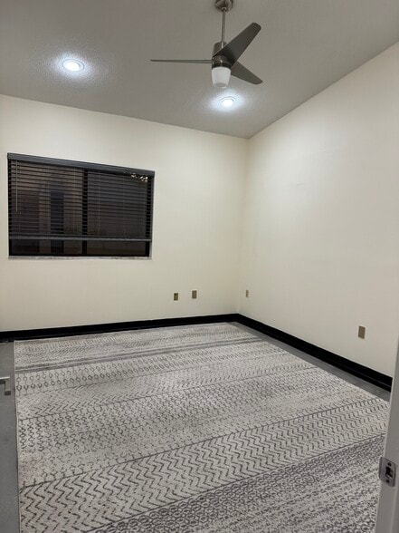 More Photos Of 621 Lakeview Rd, Clearwater Coworking Space