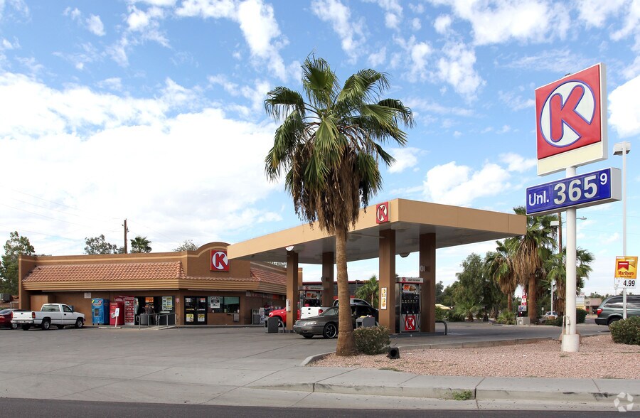 Primary Photo Of 4301 W Thomas Rd, Phoenix Service Station For Sale