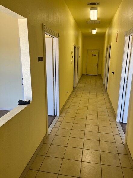 More Photos Of 2915 Greenlee Park Trl, Weatherford Warehouse For Sale