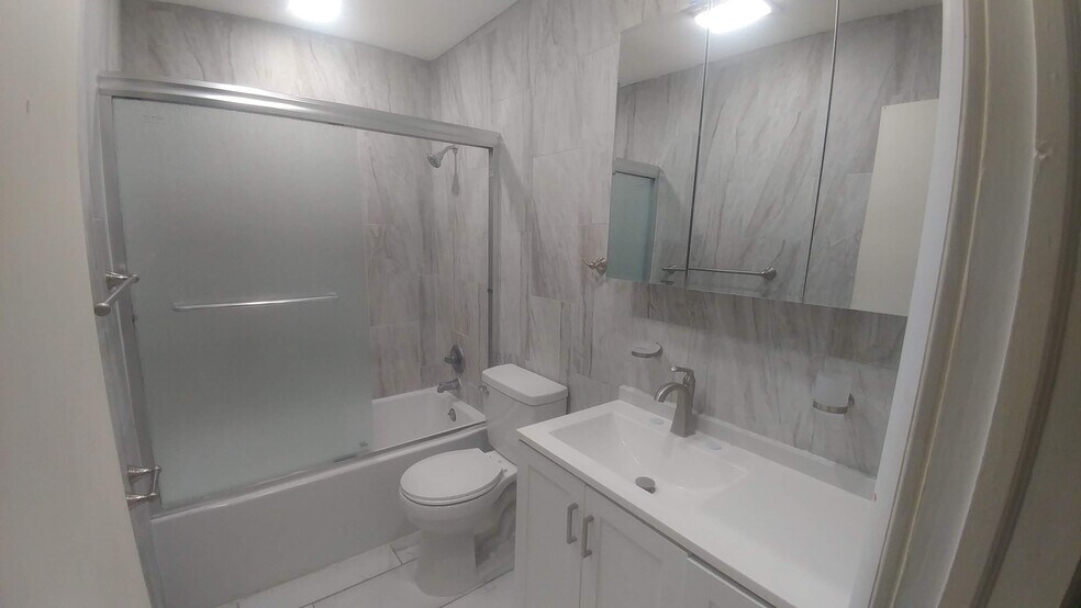 More Photos Of 2247 Polk St, Hollywood Land For Sale