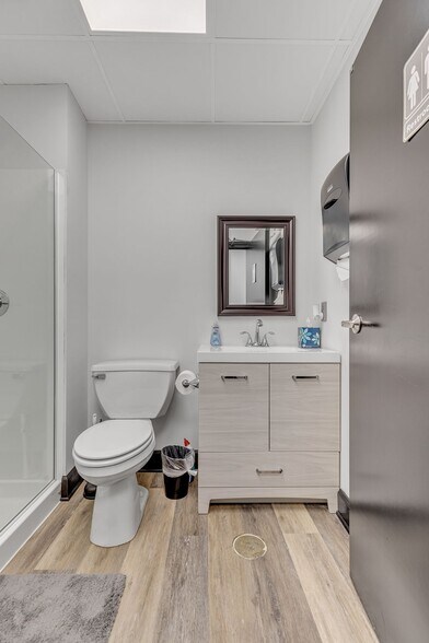 More Photos Of 2617 Grandview Ave, Nashville Office For Lease