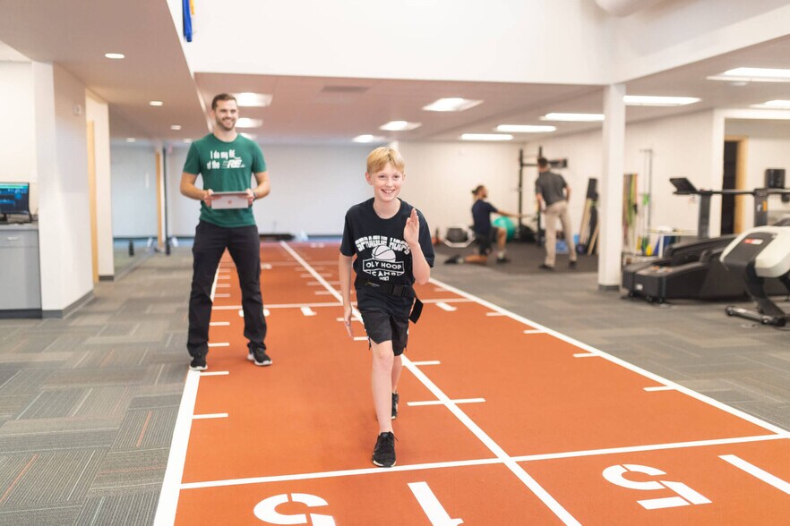 More Photos Of 1025 2nd St NW, Salem Medical For Sale