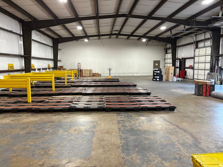More Photos Of 3440 Buffalo Ave, North Charleston Distribution For Lease