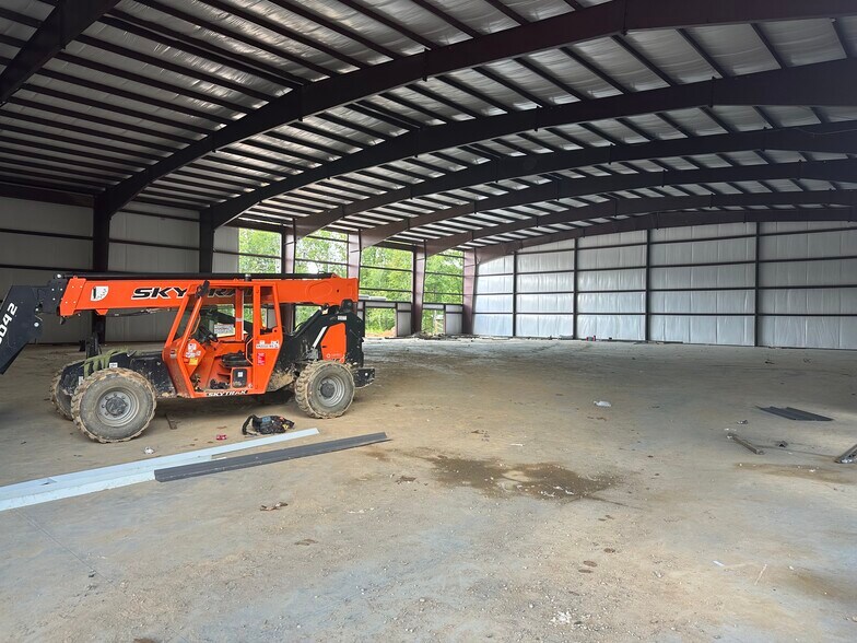 More Photos Of 145 Prosperity Way, Dahlonega Industrial For Lease