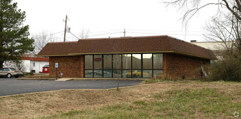 More Photos Of 3851 S Perkins Rd, Memphis Restaurant For Sale