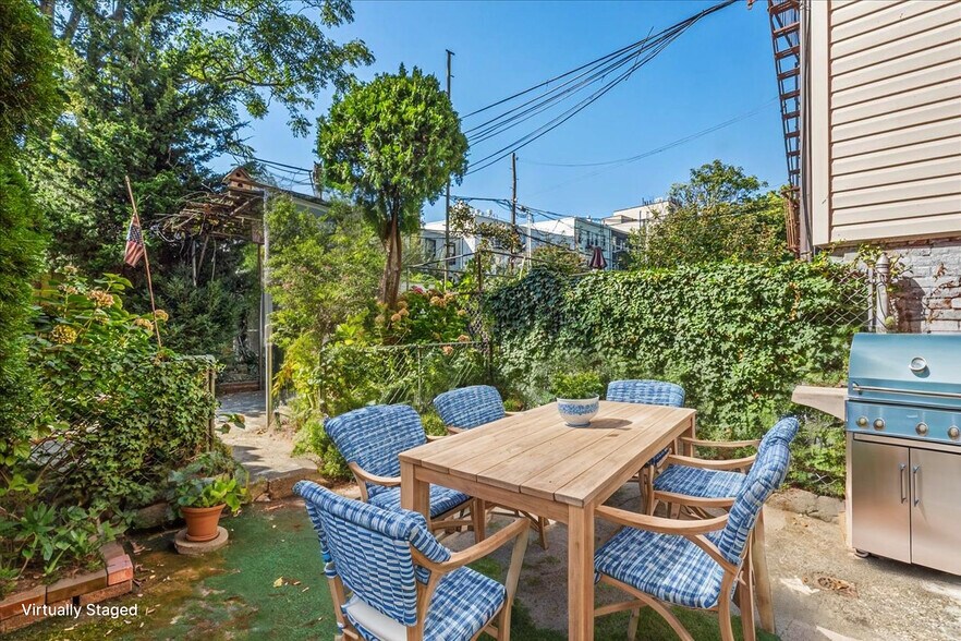 More Photos Of 37 Jewel St, Brooklyn Apartments For Sale