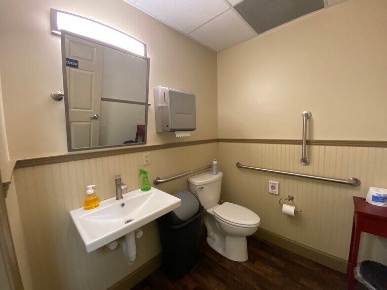 More Photos Of 350 Butler Ave, New Britain Office For Lease