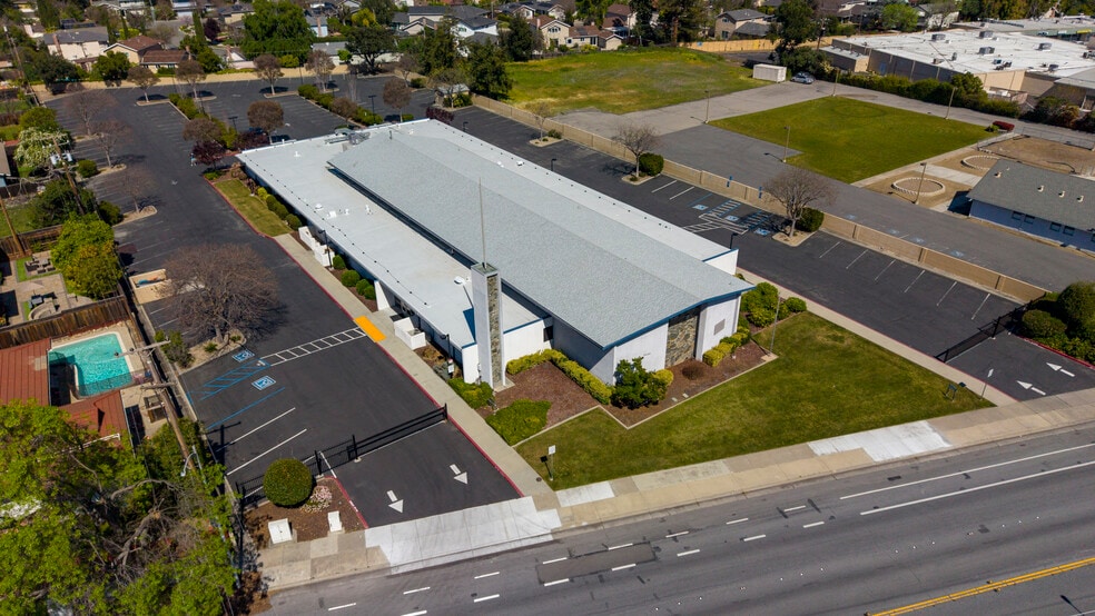 Primary Photo Of 20125 Bollinger Rd, Cupertino Religious Facility For Sale