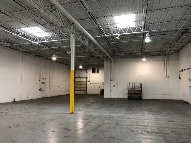 More Photos Of 555 Industrial Way W, Eatontown Warehouse For Lease