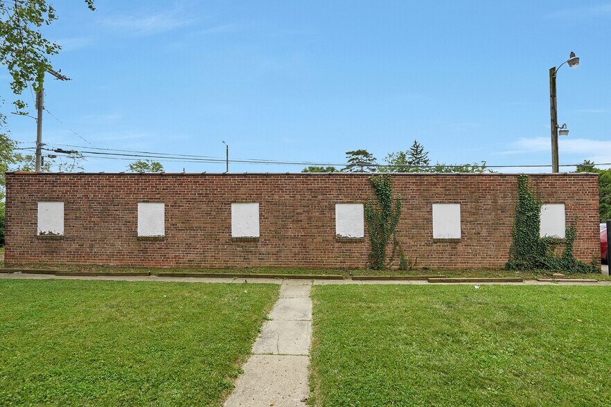 More Photos Of 3357-3361 E Broad St, Columbus Multifamily For Sale