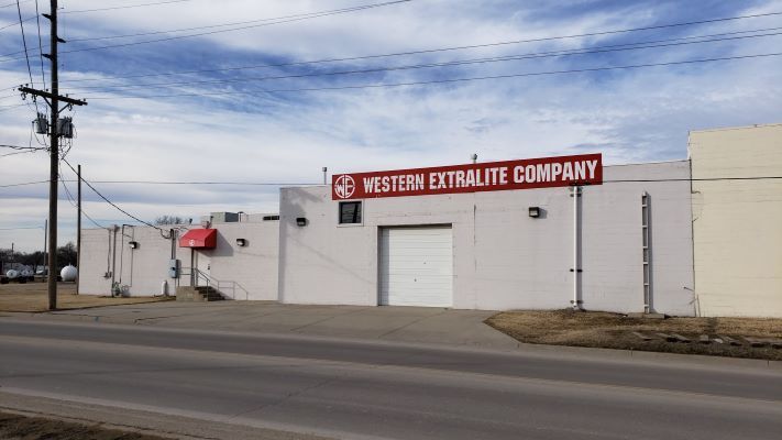More Photos Of 530 E 8th St, Junction City Warehouse For Sale