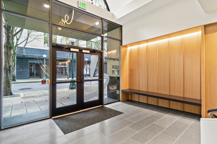 More Photos Of 501-511 Pine St, Seattle Office For Lease