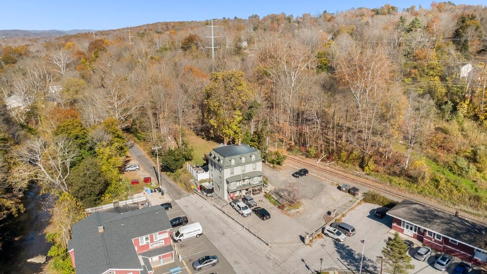 More Photos Of One Tuck's Rd, Brookfield Multifamily For Sale