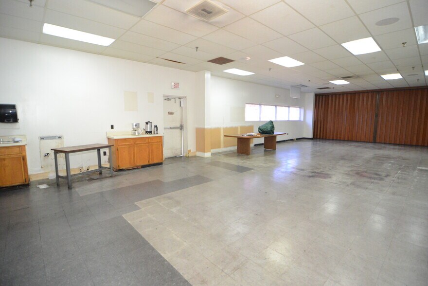 More Photos Of 1214 State Highway 34 E, Winnsboro Industrial For Sale