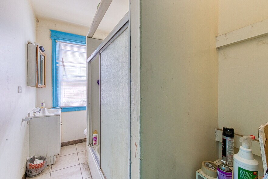 More Photos Of 423 W Grand Blvd, Detroit Apartments For Sale