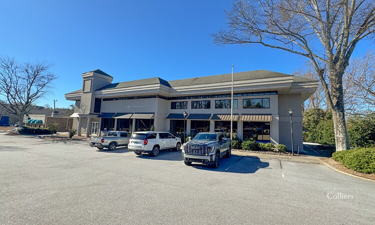 More Photos Of 937 N Pleasantburg Dr, Greenville Bank For Lease