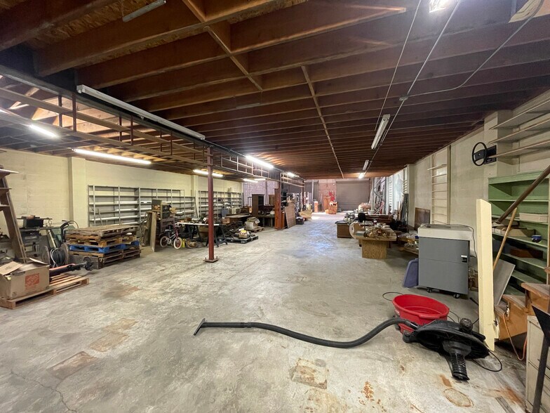 More Photos Of 1321 5th St, Berkeley Warehouse For Sale