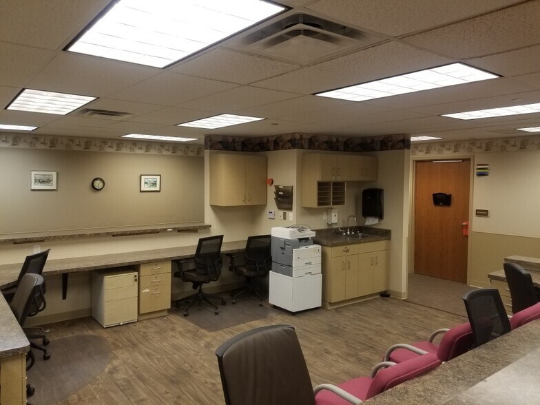 More Photos Of 1916 N Main St, Princeton Supermarket For Sale