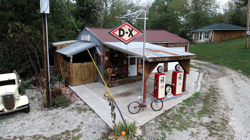 More Photos Of 22413 Highway C, Lawson Specialty For Sale