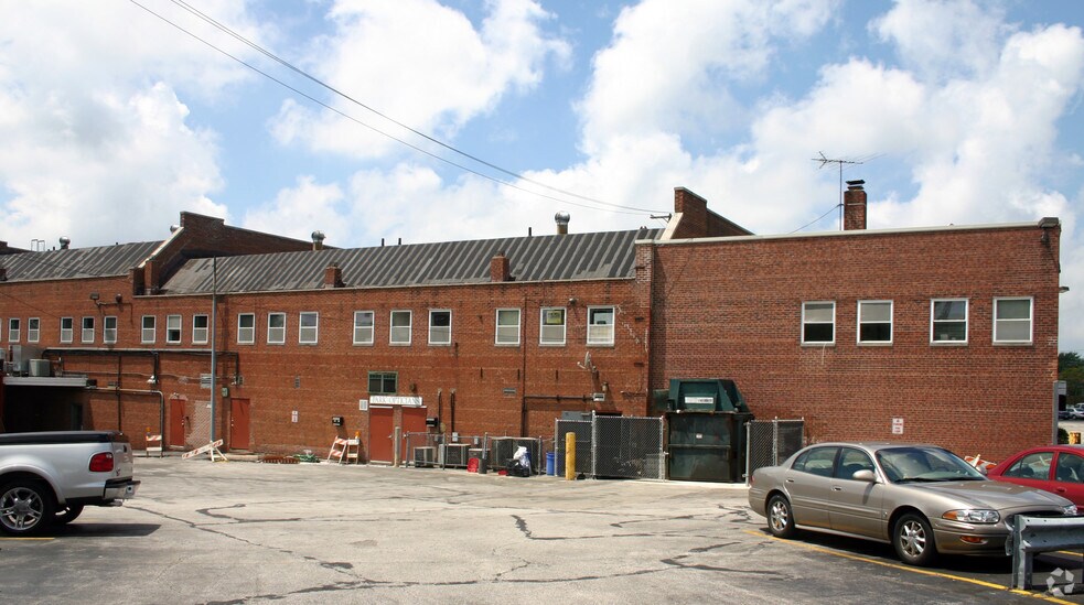 More Photos Of 20616-20625 John Carroll Blvd, Shaker Heights Unknown For Lease