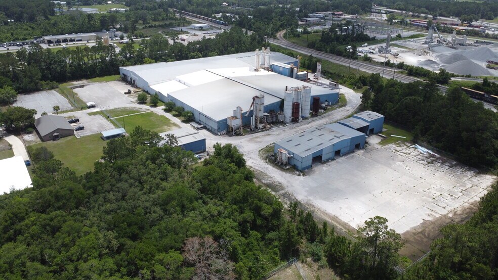 More Photos Of 2100 Line St, Brunswick Industrial For Sale