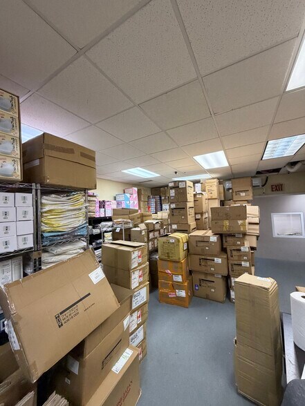 More Photos Of 70-42 48th Ave, Woodside Warehouse For Sale