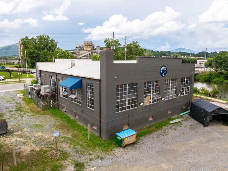 More Photos Of 339 Park St, Canton Restaurant For Sale