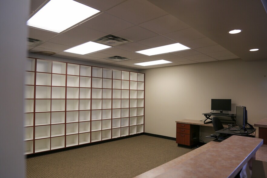 More Photos Of 5800-5810 Lomas Blvd NE, Albuquerque Medical For Lease