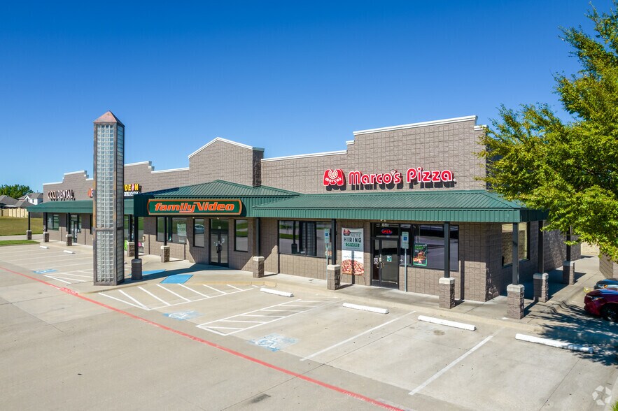 More Photos Of 1545 E Main St, Allen Storefront For Lease