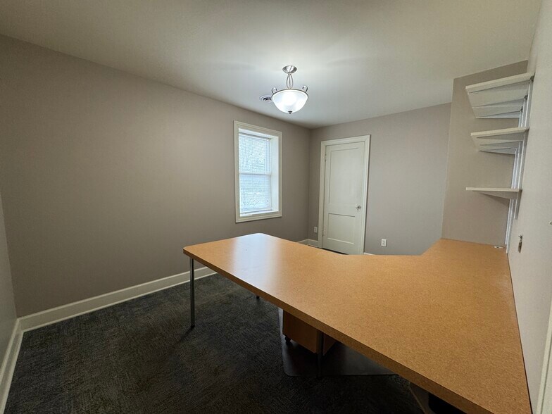 More Photos Of 8820 Jackson Rd, Dexter Office For Lease