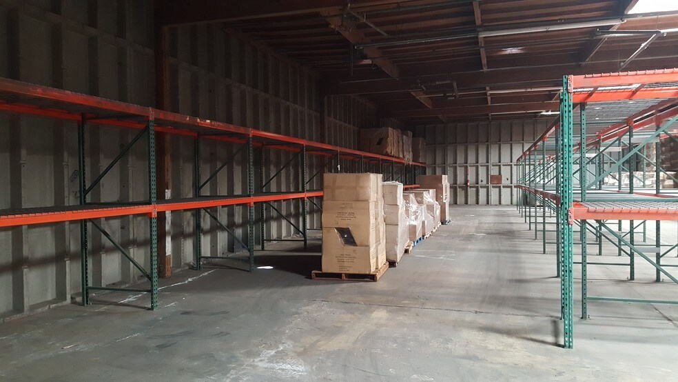 More Photos Of 1689 E Mission Blvd, Pomona Warehouse For Sale