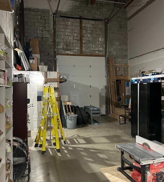 More Photos Of 15604-15626 116 Ave NW, Edmonton Showroom For Lease