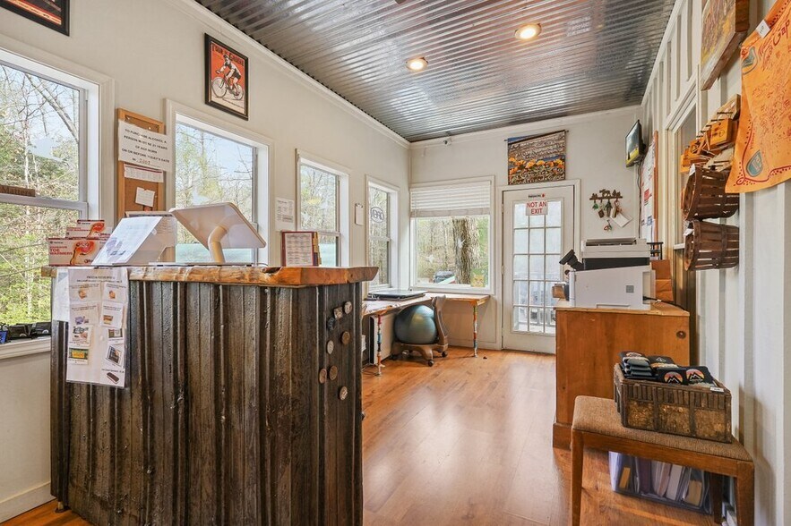 More Photos Of 400 Mulberry Gap Rd, Ellijay Hospitality For Sale