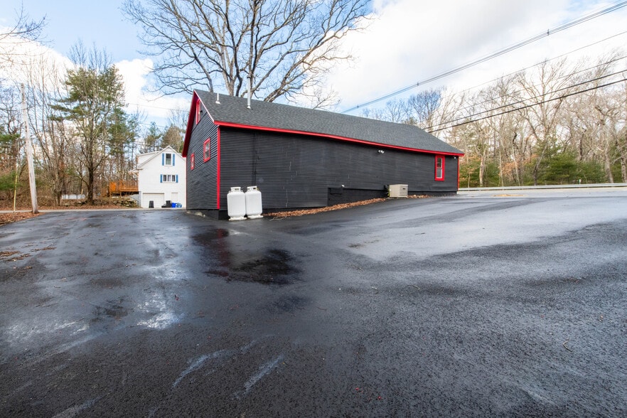 More Photos Of 120 Danielson Pike, Foster Freestanding For Sale