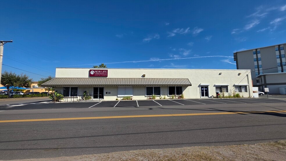 More Photos Of 1002 S Church Ave, Tampa Storefront For Lease