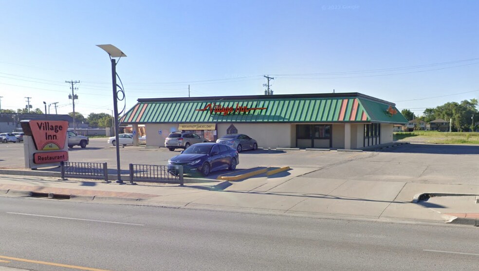 More Photos Of 2935 W Broadway St, Council Bluffs Restaurant For Sale