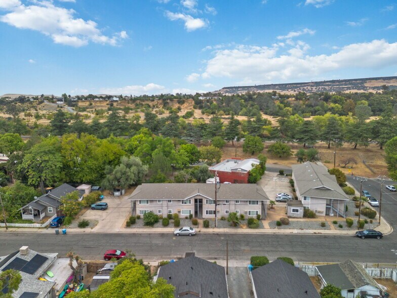 More Photos Of 1150 Pine St, Oroville Apartments For Sale