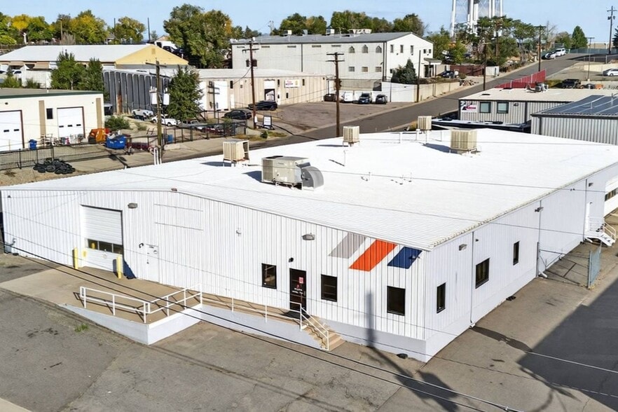Primary Photo Of 2261 W Cornell Ave, Englewood Warehouse For Lease