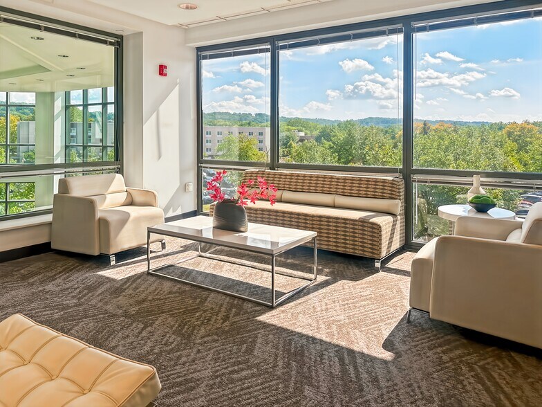 More Photos Of 1055 Westlakes Dr, Berwyn Coworking Space