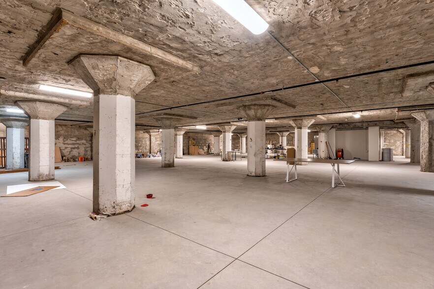 More Photos Of 747 R St, Fresno Office For Lease