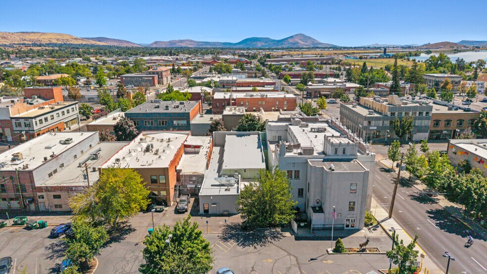 More Photos Of 617 Main St, Klamath Falls Storefront Retail Residential For Sale